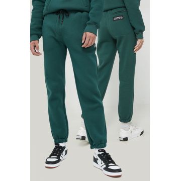 Kangol pantaloni de trening unisex, culoarea verde, neted