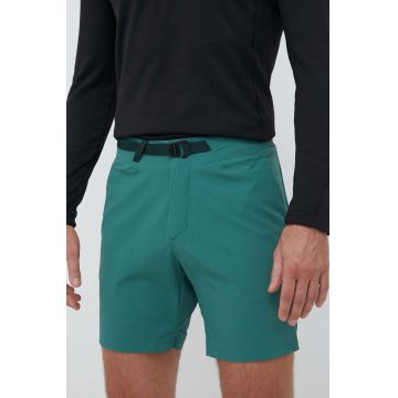 Peak Performance pantaloni scurți outdoor Vislight Light culoarea verde