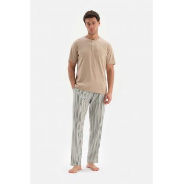 Pijama din amestec de modal cu buzunar pe piept