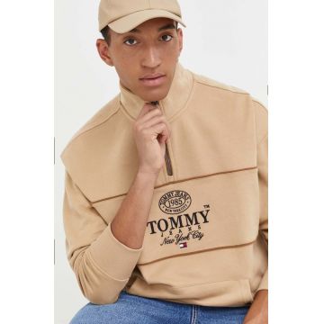 Tommy Jeans hanorac de bumbac barbati, culoarea bej, cu imprimeu
