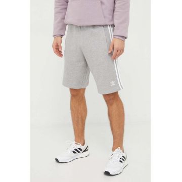adidas Originals pantaloni scurți din bumbac Adicolor 3-Stripes culoarea gri, melanj, IU2340