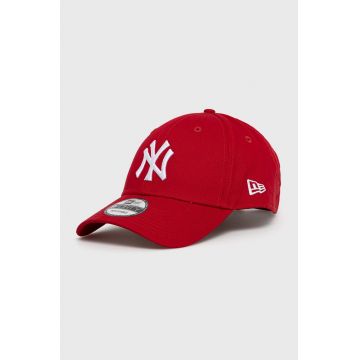 New Era șapcă culoarea roșu, cu imprimeu 10531938-red