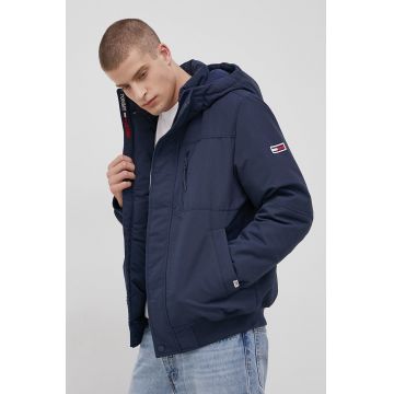 Tommy Jeans Geacă bărbați, culoarea albastru marin, de iarnă