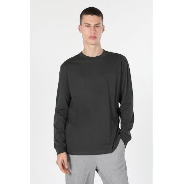 Bluza din bumbac cu buzunar aplicat pe piept
