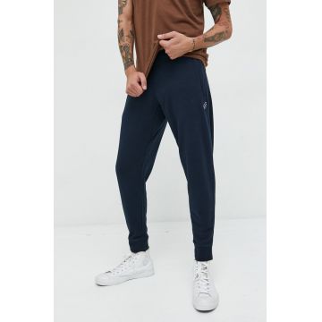 Superdry pantaloni de trening din bumbac barbati, culoarea albastru marin, neted