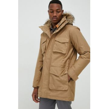 Jack Wolfskin geaca de puf barbati, culoarea maro, de iarna