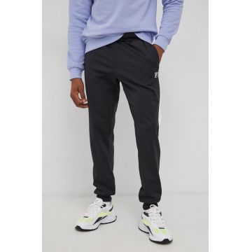 Fila Pantaloni bărbați, culoarea negru, cu imprimeu