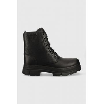UGG bocanci de piele M Skyview Service Boot barbati, culoarea negru