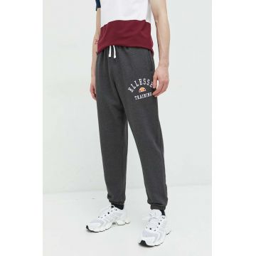 Ellesse pantaloni de trening barbati, culoarea gri, cu imprimeu