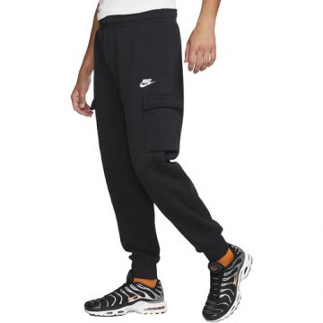 Pantaloni barbati Nike Sportswear Club Fleece Cargo CD3129-010