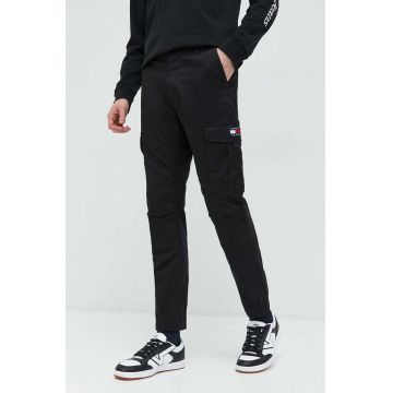 Tommy Jeans pantaloni barbati, culoarea negru, cu fason cargo