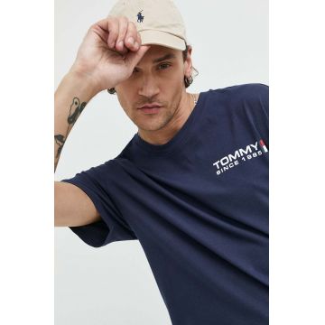 Tommy Jeans tricou din bumbac , culoarea albastru marin, cu imprimeu