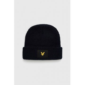 Lyle & Scott caciula culoarea albastru marin, din tricot gros Lyle & Scott caciula culoarea albastru marin, din tricot gros