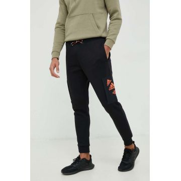 Adidas pantaloni de trening barbati, culoarea negru, cu imprimeu