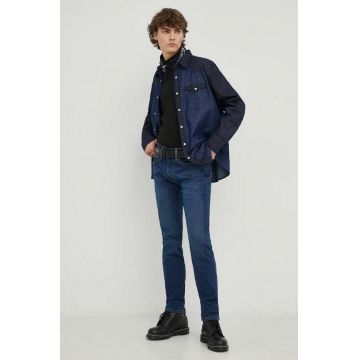 Levi's camasa jeans barbati, culoarea albastru marin, cu guler clasic, regular