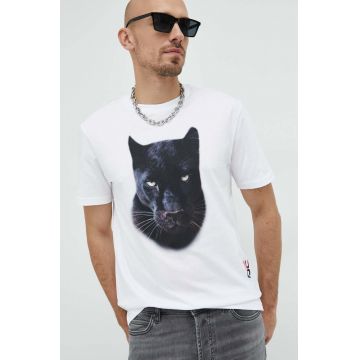 HUGO tricou barbati, culoarea alb, cu imprimeu