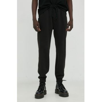 Young Poets Society pantaloni de trening Maleo barbati, culoarea negru, neted