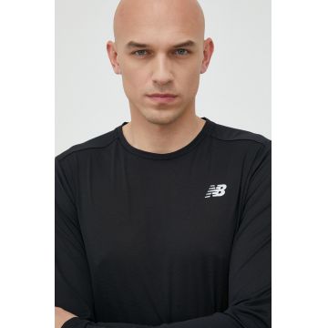 New Balance longsleeve pentru alergare Accelerate culoarea negru, neted