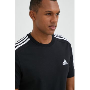 adidas tricou din bumbac culoarea negru, cu imprimeu  IC9334