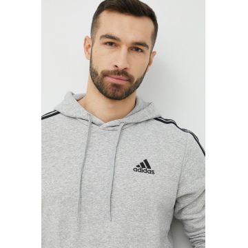 Adidas bluza barbati, culoarea gri, cu glugă, cu imprimeu