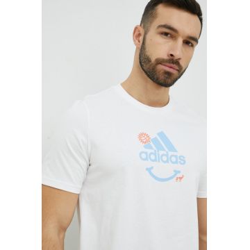 Adidas tricou din bumbac culoarea alb, cu imprimeu