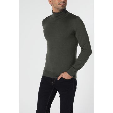 Pulover din amestec de lana cu guler inalt Pulover din amestec de lana cu guler inalt