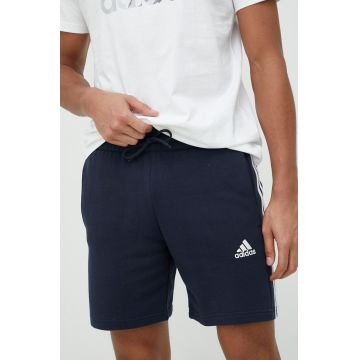 adidas pantaloni scurți din bumbac bărbați, culoarea bleumarin IC9436