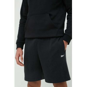 Reebok pantaloni scurti barbati, culoarea negru