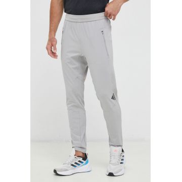 adidas Performance pantaloni de antrenament Designed for Training culoarea gri, neted