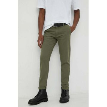 Levi's pantaloni barbati, culoarea verde, cu fason chinos
