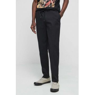 Medicine pantaloni barbati, culoarea negru, drept