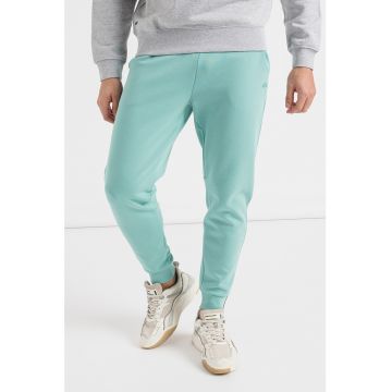 Pantaloni sport slim fit cu talie medie