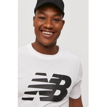 New Balance Tricou MT03919WT bărbați, culoarea alb, cu imprimeu