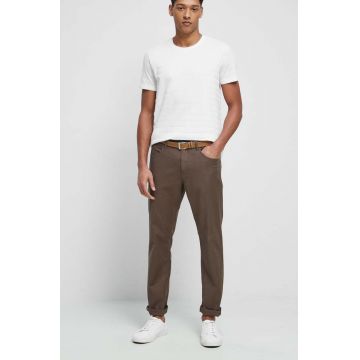 Medicine pantaloni barbati, culoarea maro, drept