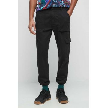 Medicine pantaloni barbati, culoarea negru