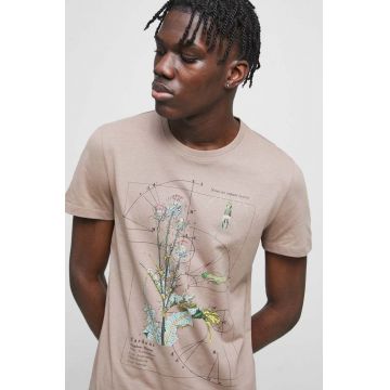 Medicine tricou din bumbac culoarea maro, cu imprimeu