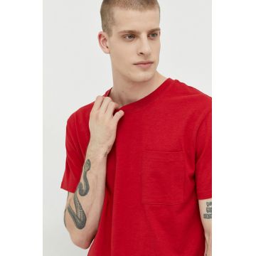 Solid tricou din bumbac culoarea rosu, neted