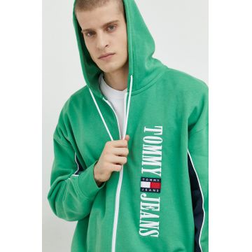 Tommy Jeans bluza barbati, culoarea verde, cu glugă, cu imprimeu