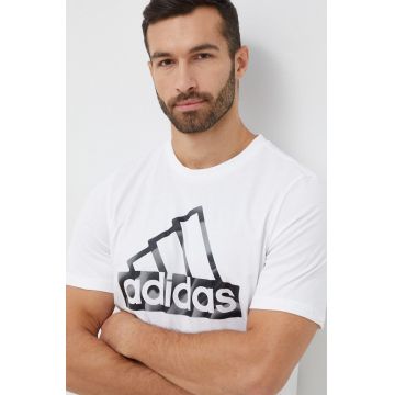 adidas tricou din bumbac culoarea alb, cu imprimeu