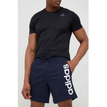 adidas pantaloni scurți de antrenament culoarea albastru marin