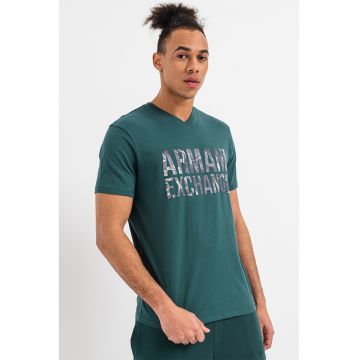 Tricou cu decolteu in V si imprimeu logo