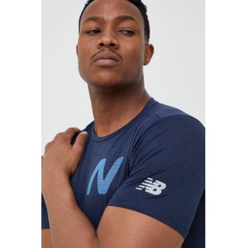 New Balance tricou de alergare Impact culoarea albastru marin, cu imprimeu