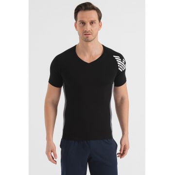Tricou de casa cu decolteu in V