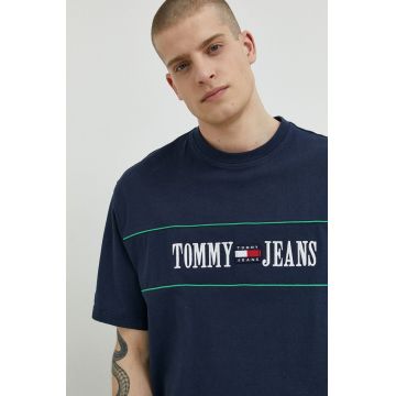 Tommy Jeans tricou din bumbac culoarea albastru marin, cu imprimeu