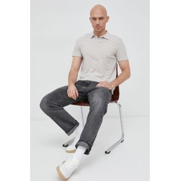 GAP polo de bumbac culoarea alb, modelator