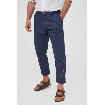 Desigual pantaloni barbati, culoarea albastru marin, drept