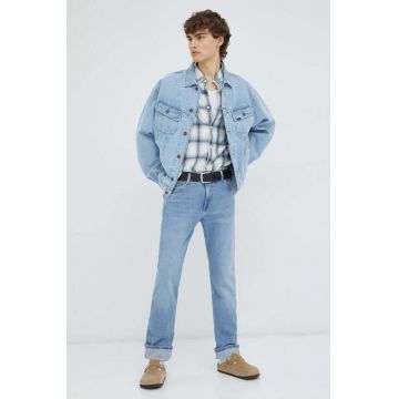 Wrangler jeansi Greensboro barbati