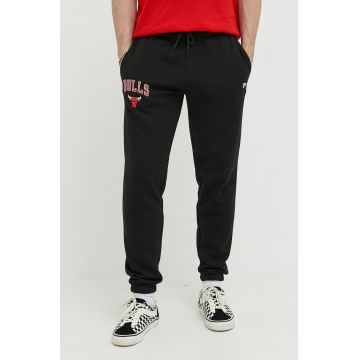 New Era pantaloni de trening culoarea negru, cu imprimeu