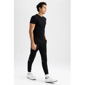 Pantaloni sport slim fit