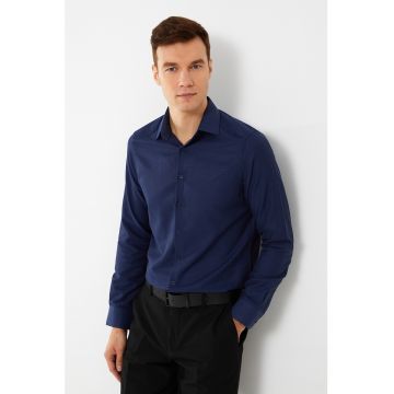 Camasa slim fit cu guler ascutit